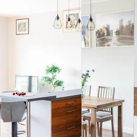 Superapart Bobrowiecka 3 - Obok Centrum Olinek *