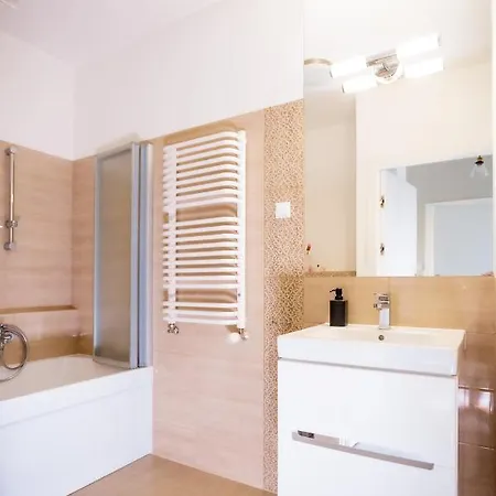 Superapart Bobrowiecka 3 - Obok Centrum Olinek Warsaw