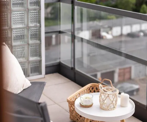 Superapart Bobrowiecka 3 - Obok Centrum Olinek شقة *