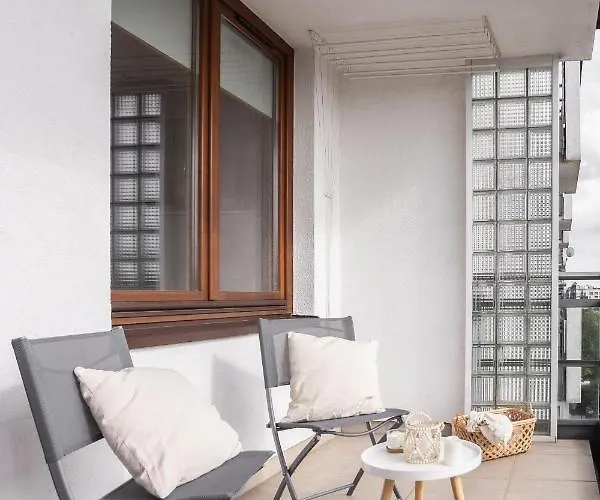 Superapart Bobrowiecka 3 - Obok Centrum Olinek وارسو