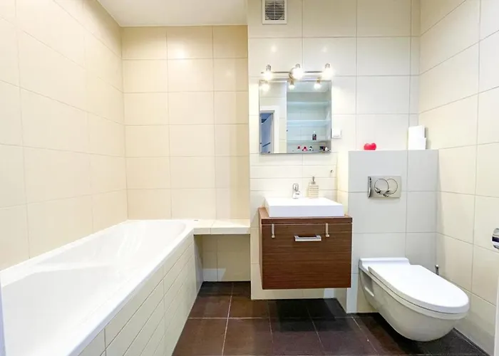 Superapart Bobrowiecka 3 - Obok Centrum Olinek