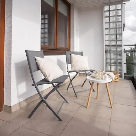 Superapart Bobrowiecka 3 - Obok Centrum Olinek