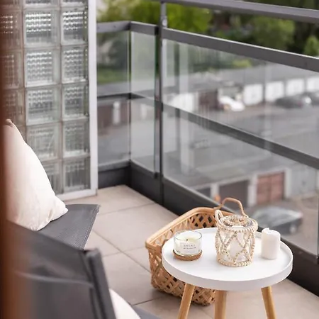 Superapart Bobrowiecka 3 - Obok Centrum Olinek דירה *