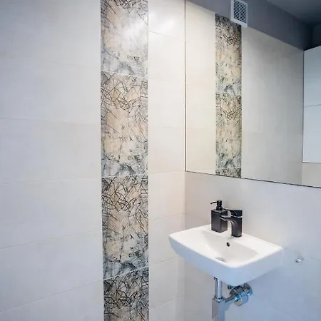 Superapart Bobrowiecka 3 - Obok Centrum Olinek דירה *