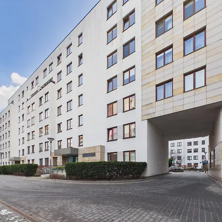 Superapart Bobrowiecka 3 - Obok Centrum Olinek *